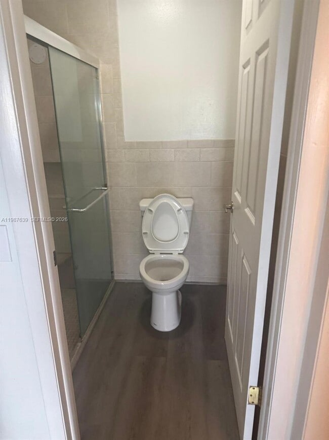 Building Photo - 516 Briarwood Cir