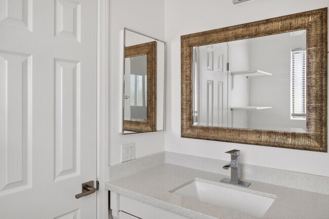 Building Photo - Fully Renovated 2 Bed, 2 Bath Home with Central A/C, Detached Garage & Brand-New Appliances.