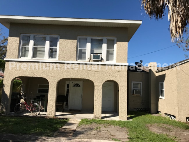 Building Photo - 2330 S Ferncreek Ave
