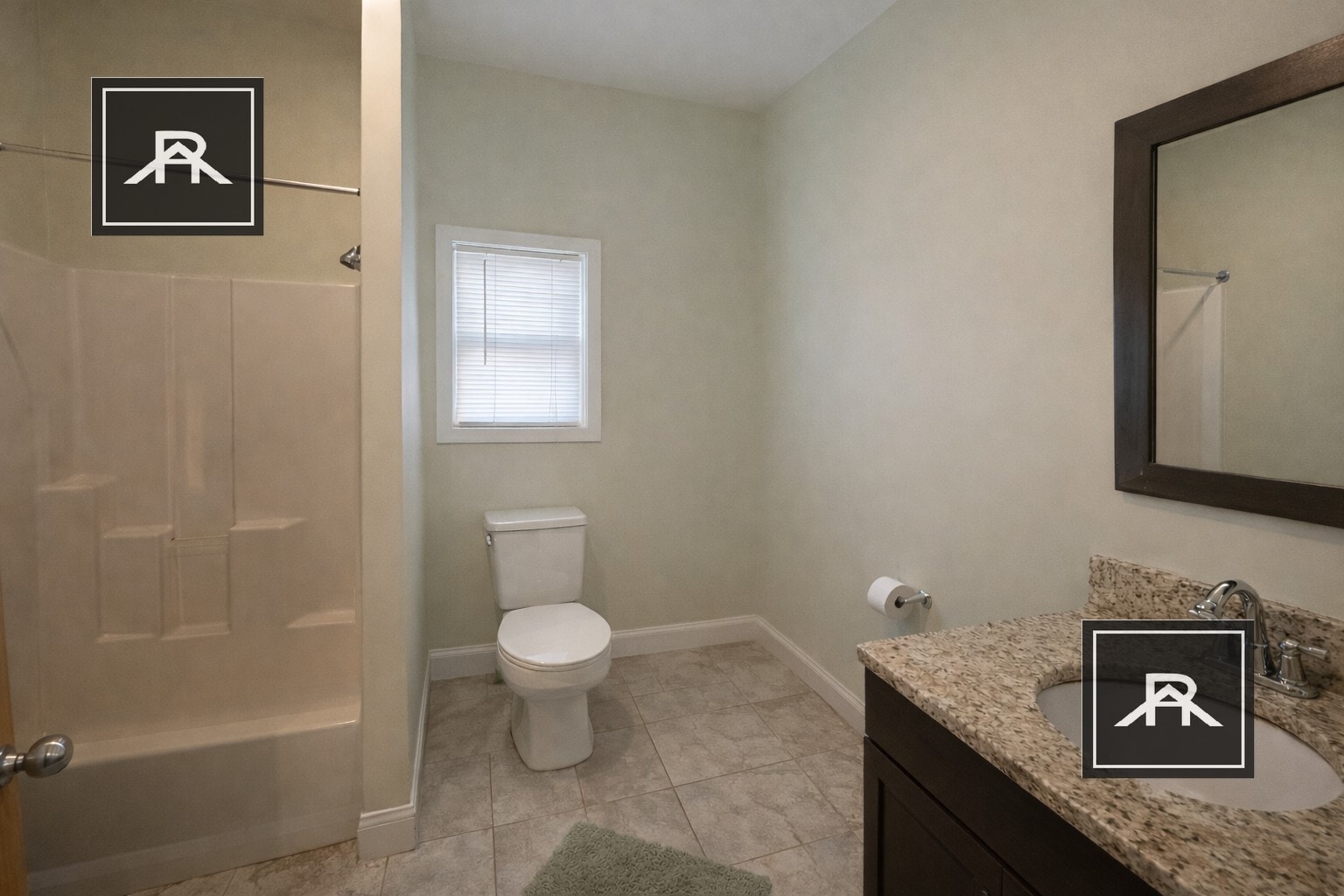 Building Photo - 24 Ashford St