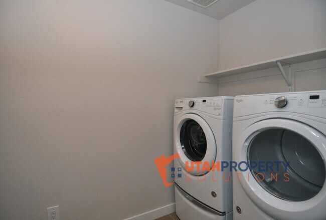 Building Photo - 11533 S Rk Cv