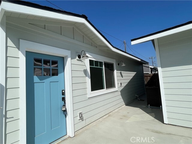 Building Photo - 707 Columbia Pl