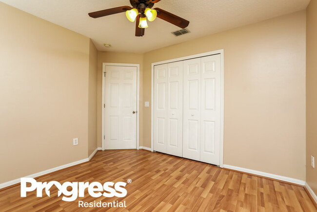 Building Photo - 2041 Colonial Woods Blvd