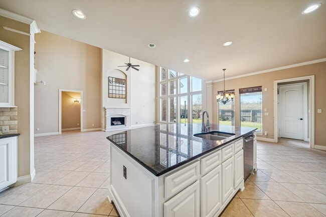 Building Photo - 8702 Stowe Creek Ln