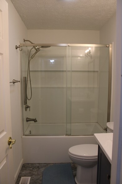 Building Photo - 4504 Langly Ct