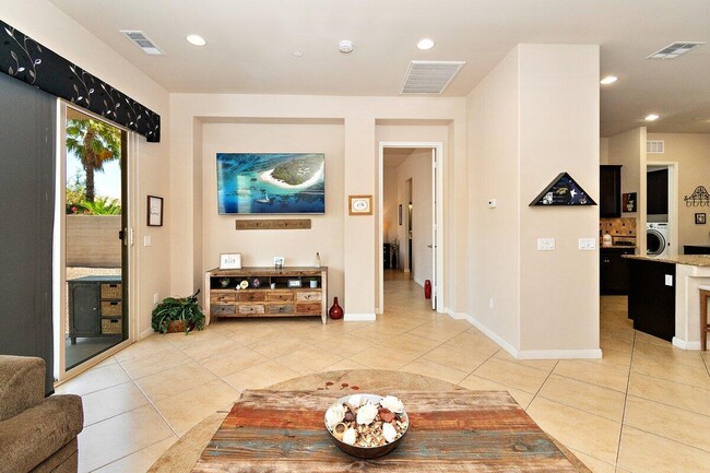 Building Photo - 81506 Avenida Viesca