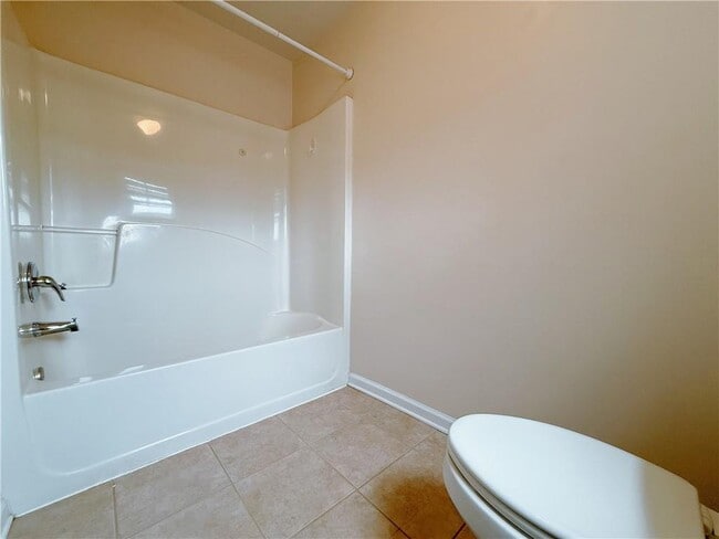 Building Photo - 2221 Atkinson Park Dr