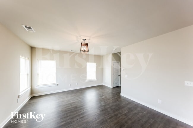 Building Photo - 20 Co Rd 1702