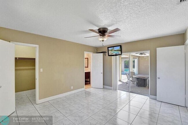 Building Photo - 5600 SW 8th St
