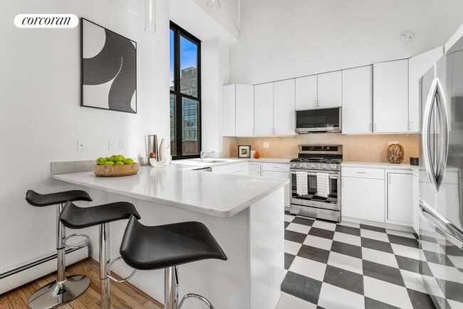 Building Photo - 489 Broome St