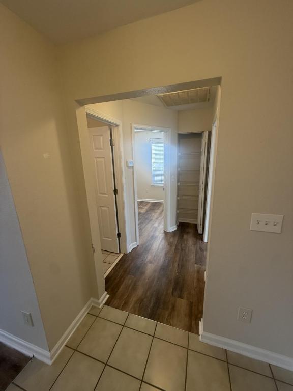 Building Photo - 260 McKendree Ln