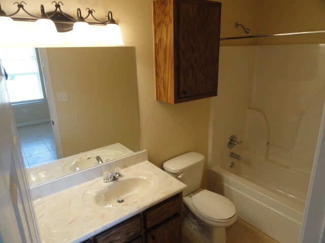 Building Photo - 1700Tru