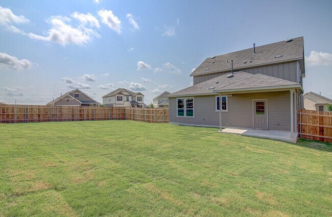 Building Photo - 252 Orange Rd