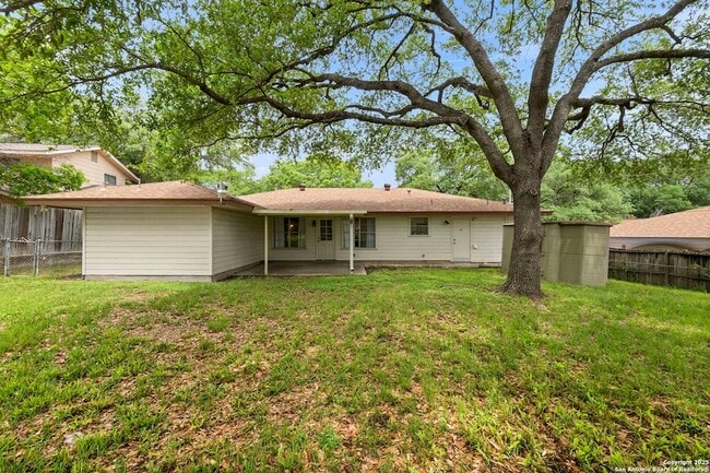 Building Photo - 3646 Igo St