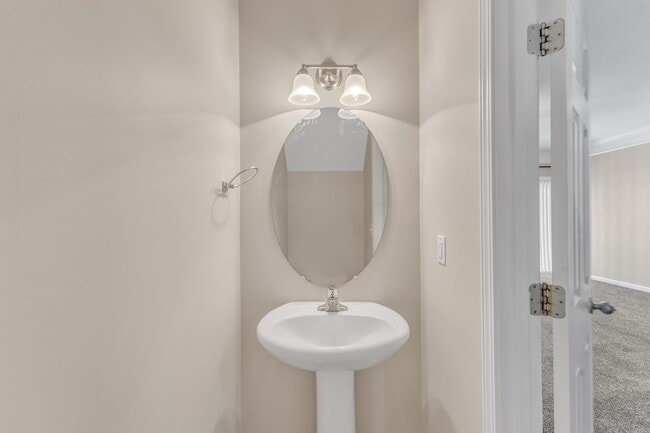 Building Photo - Charming 3-bedroom, 2-bathroom home nestled in the heart of Wake Forest