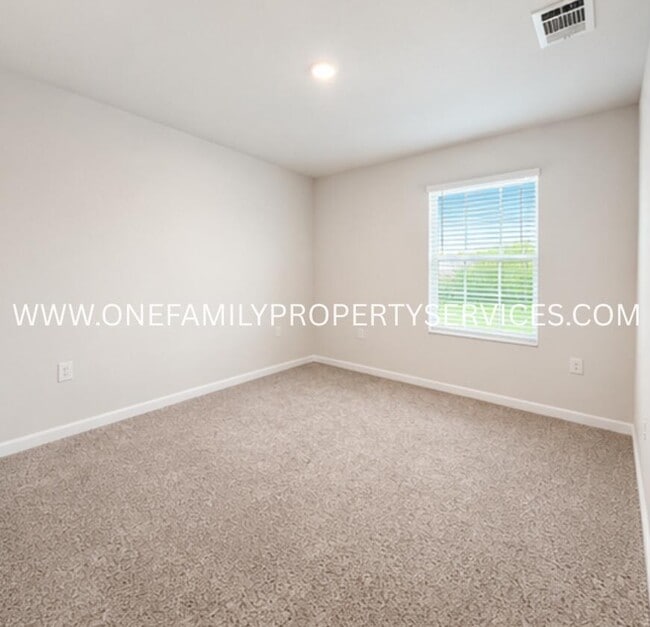 Building Photo - 2606 Saltgrass Wy