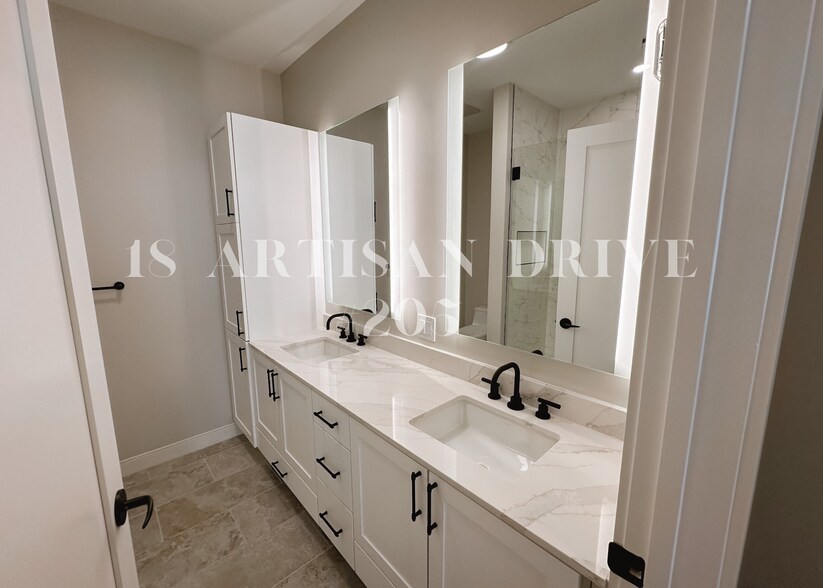 Building Photo - 18 Artisan Dr