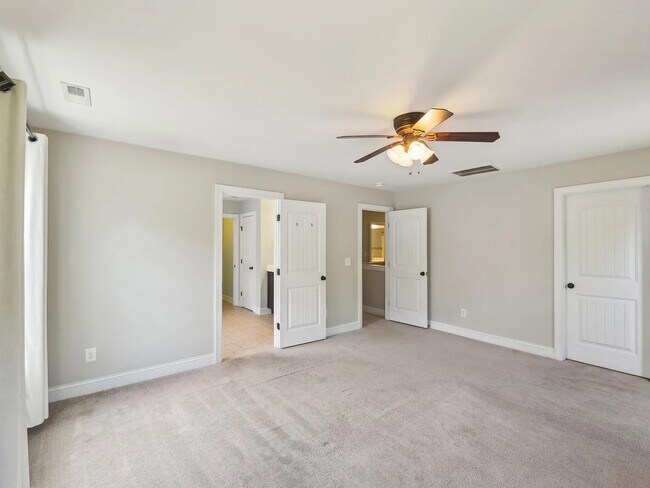 Building Photo - 11616 Leesville Rd