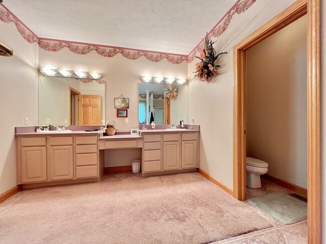 Building Photo - 6286 Fenn Rd