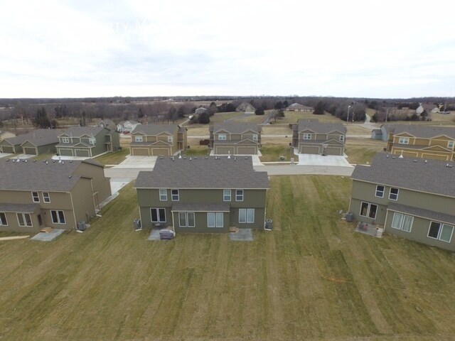 Building Photo - 1205 N 133rd Terrace