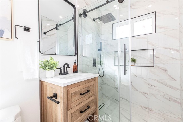 Building Photo - 8881 Morehart Ave