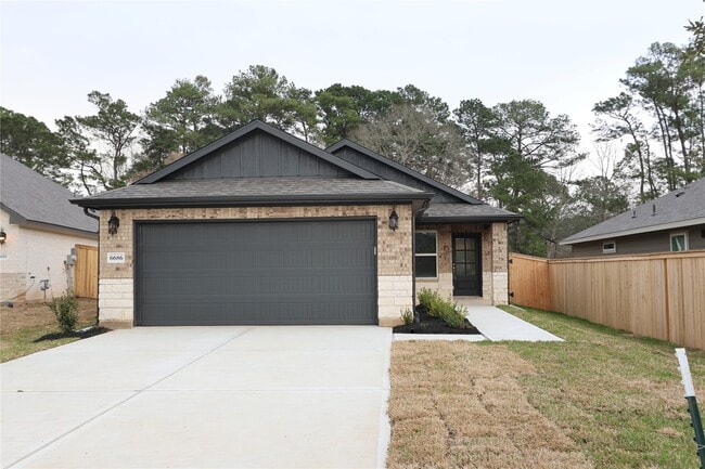 Building Photo - 6686 Lahna Oak Dr