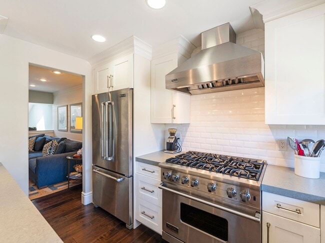 Building Photo - 4 Santa Cruz Ct