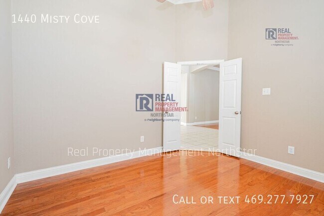 Building Photo - 1440 Misty Cove Dr