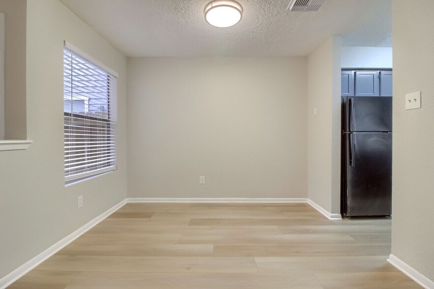 Building Photo - 8810 Schick Rd