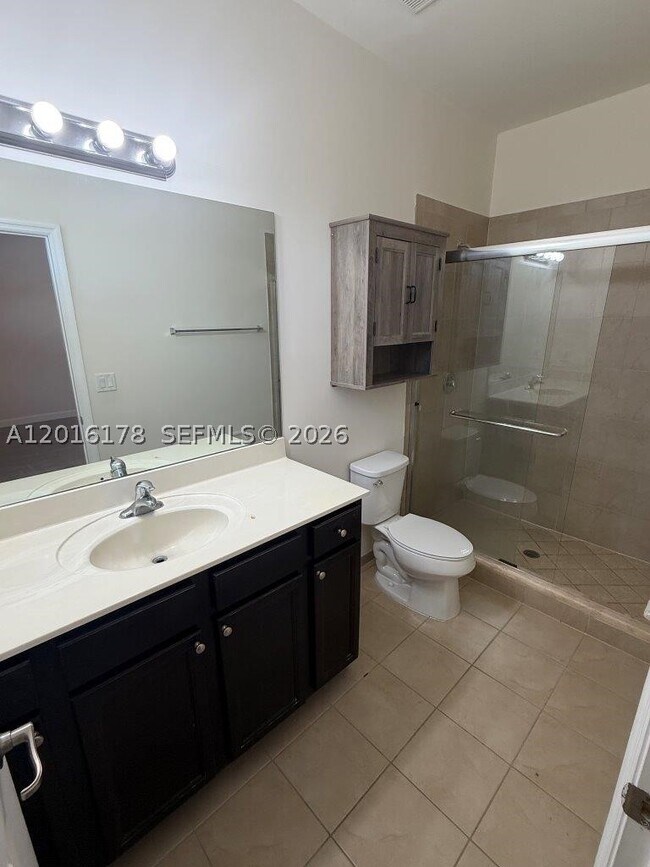 Building Photo - 11540 SW 151 Ave