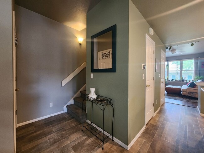 Building Photo - Stunning 3 Bedroom Townhome Tucked Away In...