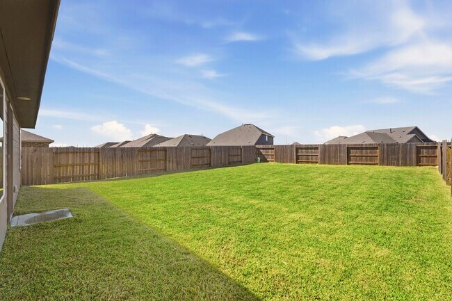 Building Photo - 6639 Orange Daylily Ln