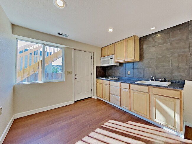 Building Photo - 2185 Sage Grouse Ln