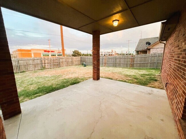 Building Photo - 14812 Brent Cir