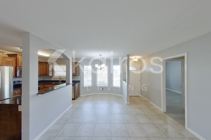 Building Photo - 4506 S Roberts St