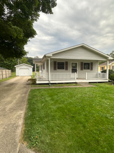 Primary Photo - 505 S Apple Rd