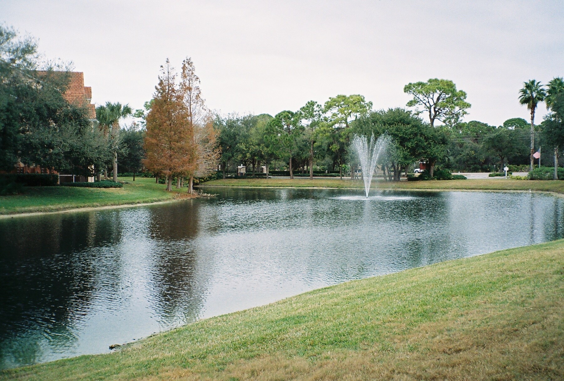 Building Photo - 4212 Central Sarasota Pky