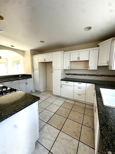 Building Photo - 14684 Nurmi St