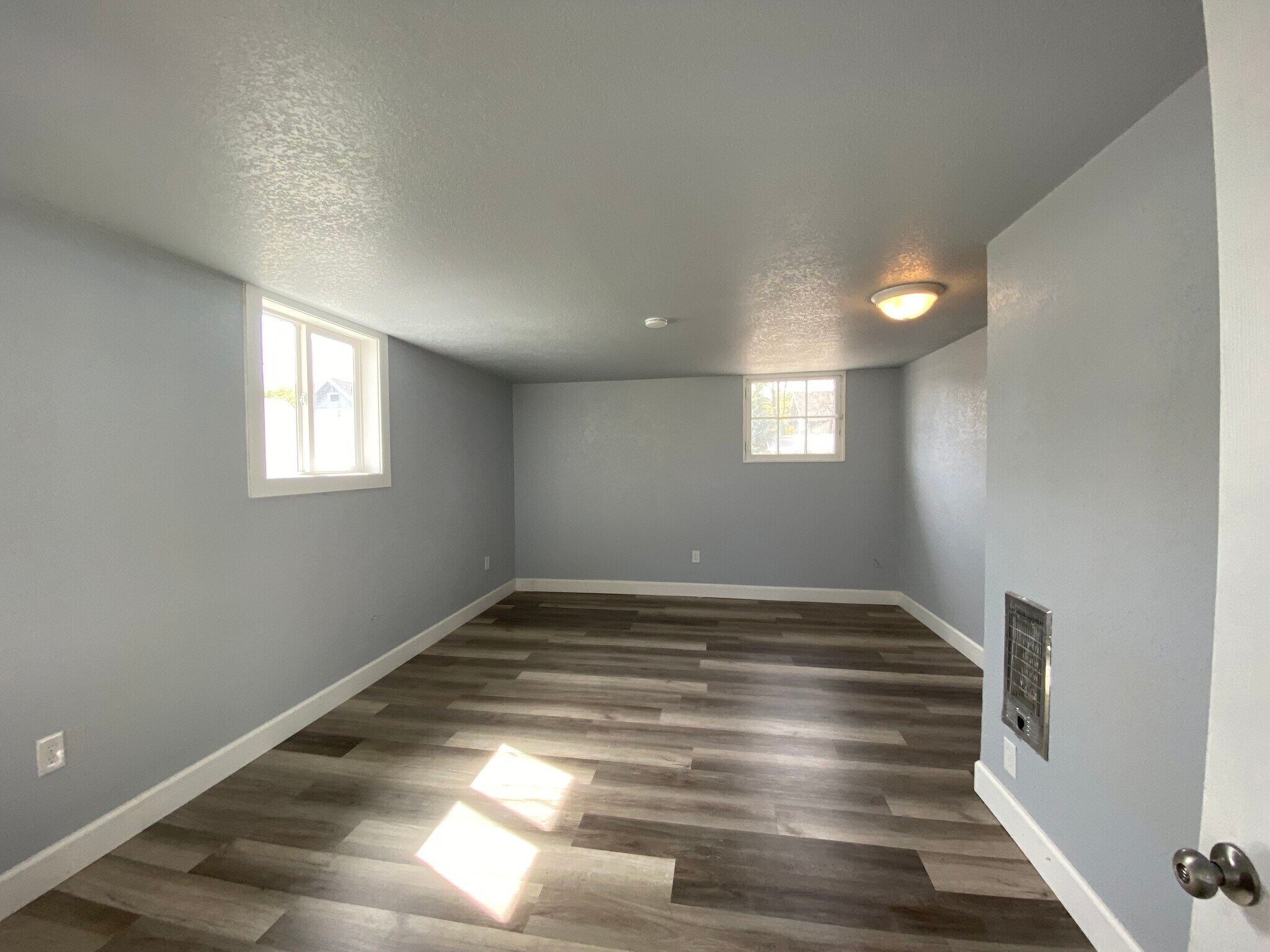 Building Photo - 612 Idaho St