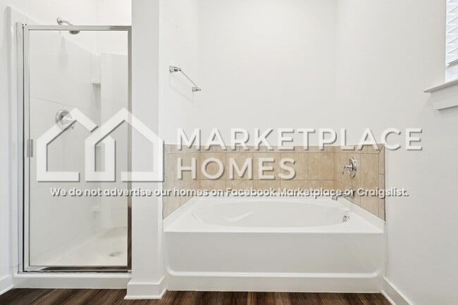 Building Photo - 40345 Cara Mae St