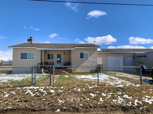 Building Photo - 2111 Scherer Ave