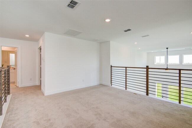 Building Photo - 21803 Fitzroy Mnr Ln