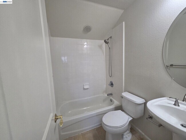 Building Photo - 3727 Whitworth Dr