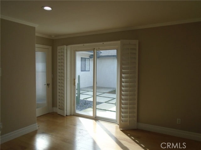 Building Photo - 790 Vía Santa Catarina