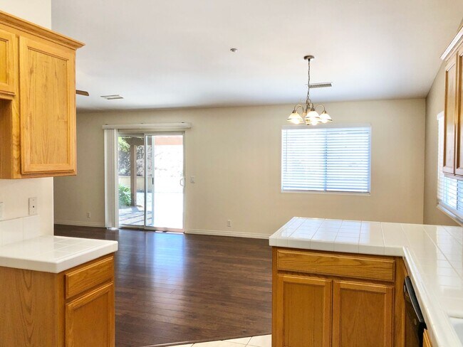 Building Photo - Light & Bright Single-Story Home in the Heart of Fallbrook, Complete with Private, Fully Fenced B...