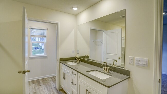 Building Photo - NEW NEW CONSTRUCTION - 5 BDRMS, 3 BTHS, NO...