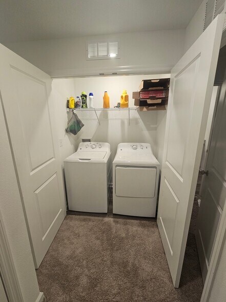 Building Photo - 11917 Sylvia St