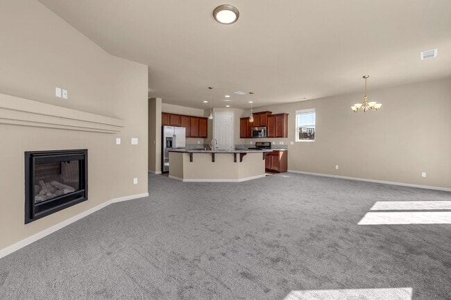 Building Photo - Golden Valley One Story - No pets permitted