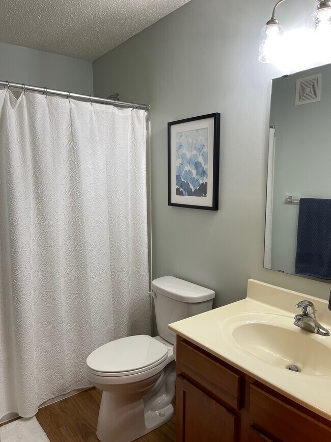 Building Photo - 15599 Early Bird Cir