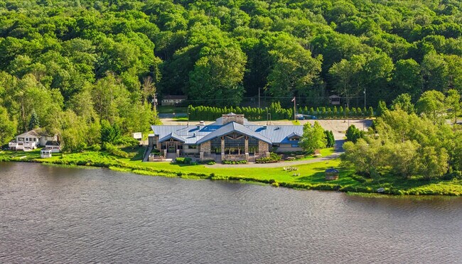 Building Photo - 223 Paxinos Dr